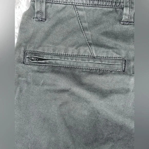 VOLCOM Men’s pants olive green size 29